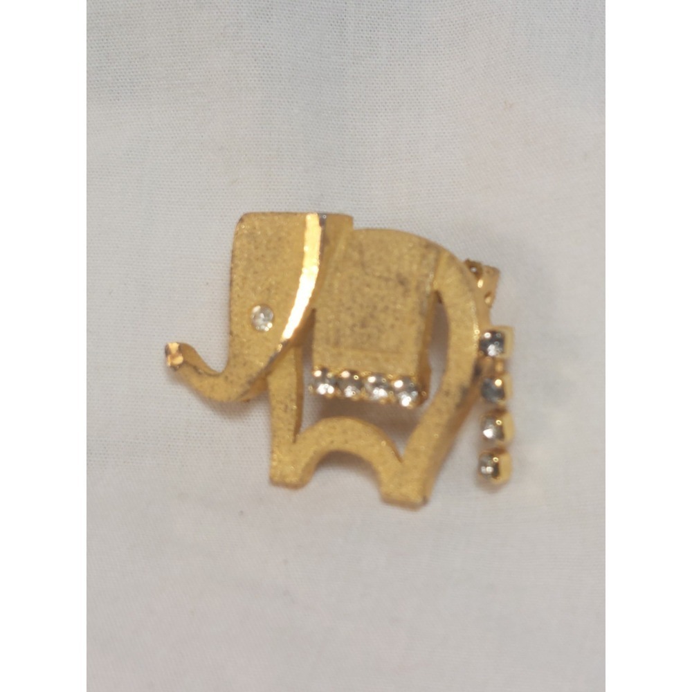 Elephant Brooch Pin Lucky Animal Figural Costume Vintage Gold Tone Rhinestone - Picture 4 of 8